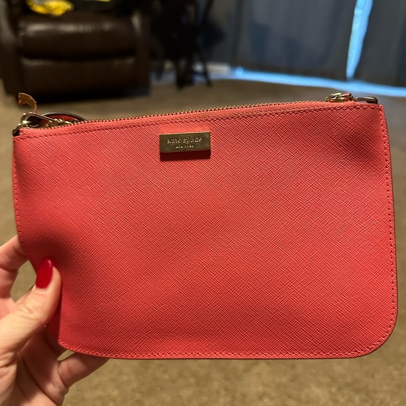 Kate Spade wristlet - Picture 2 of 5